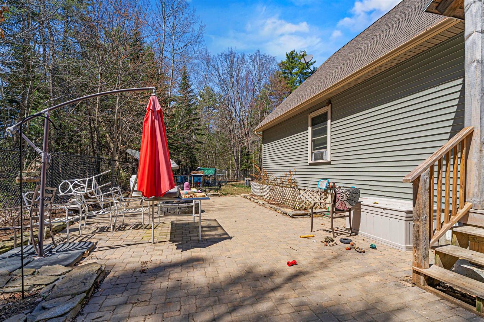 75 Marsh Road, Belfast, ME 04915