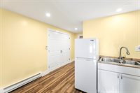 75 Marsh Road, Belfast, ME 04915