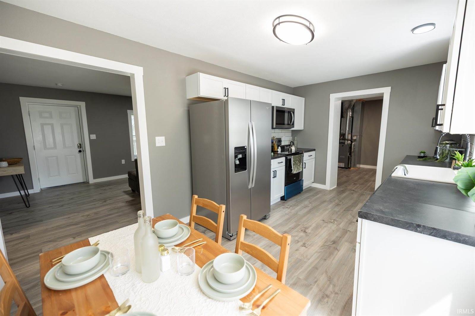 8694 S Vine Street, Straughn, IN 47387