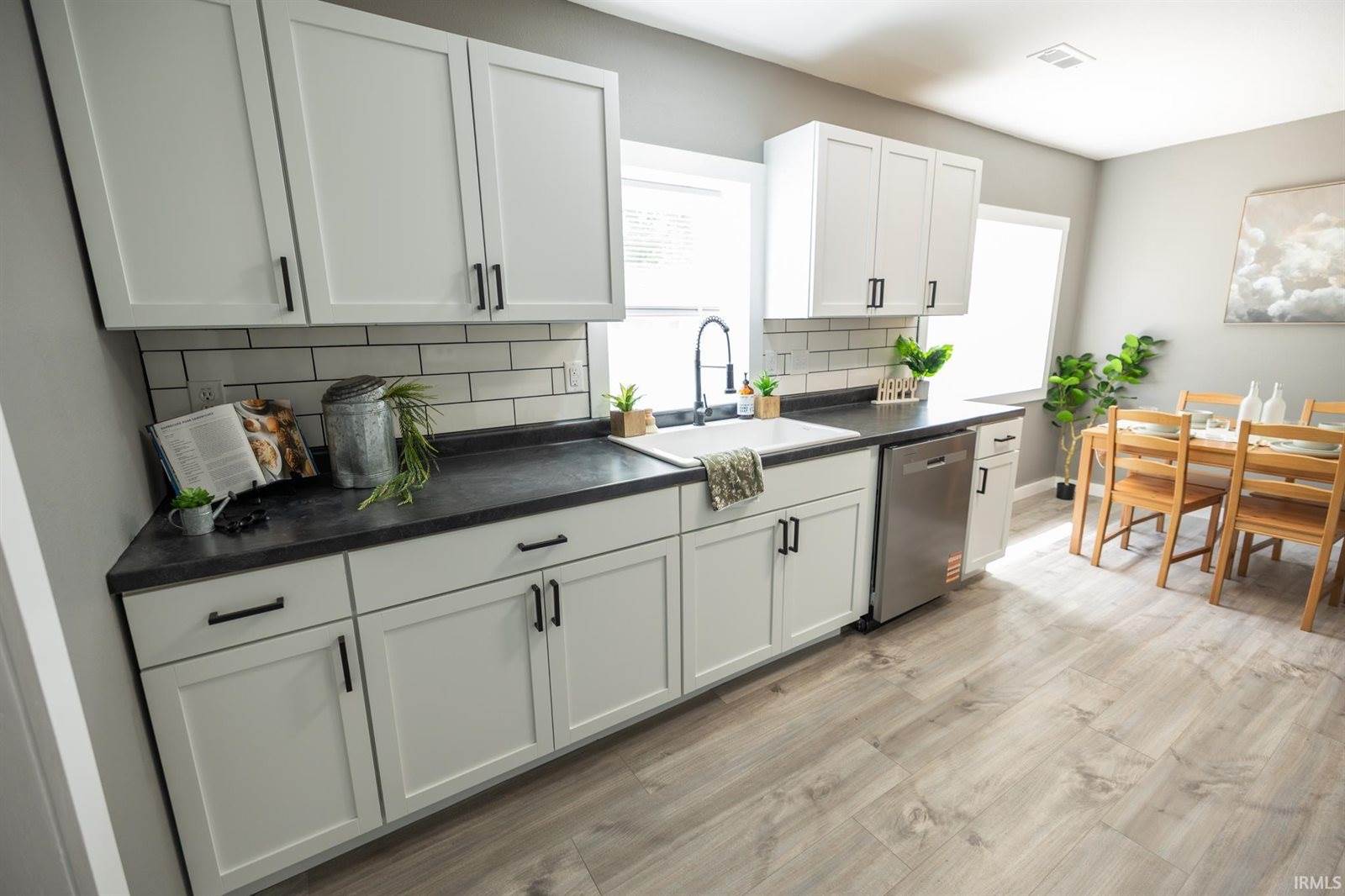 8694 S Vine Street, Straughn, IN 47387