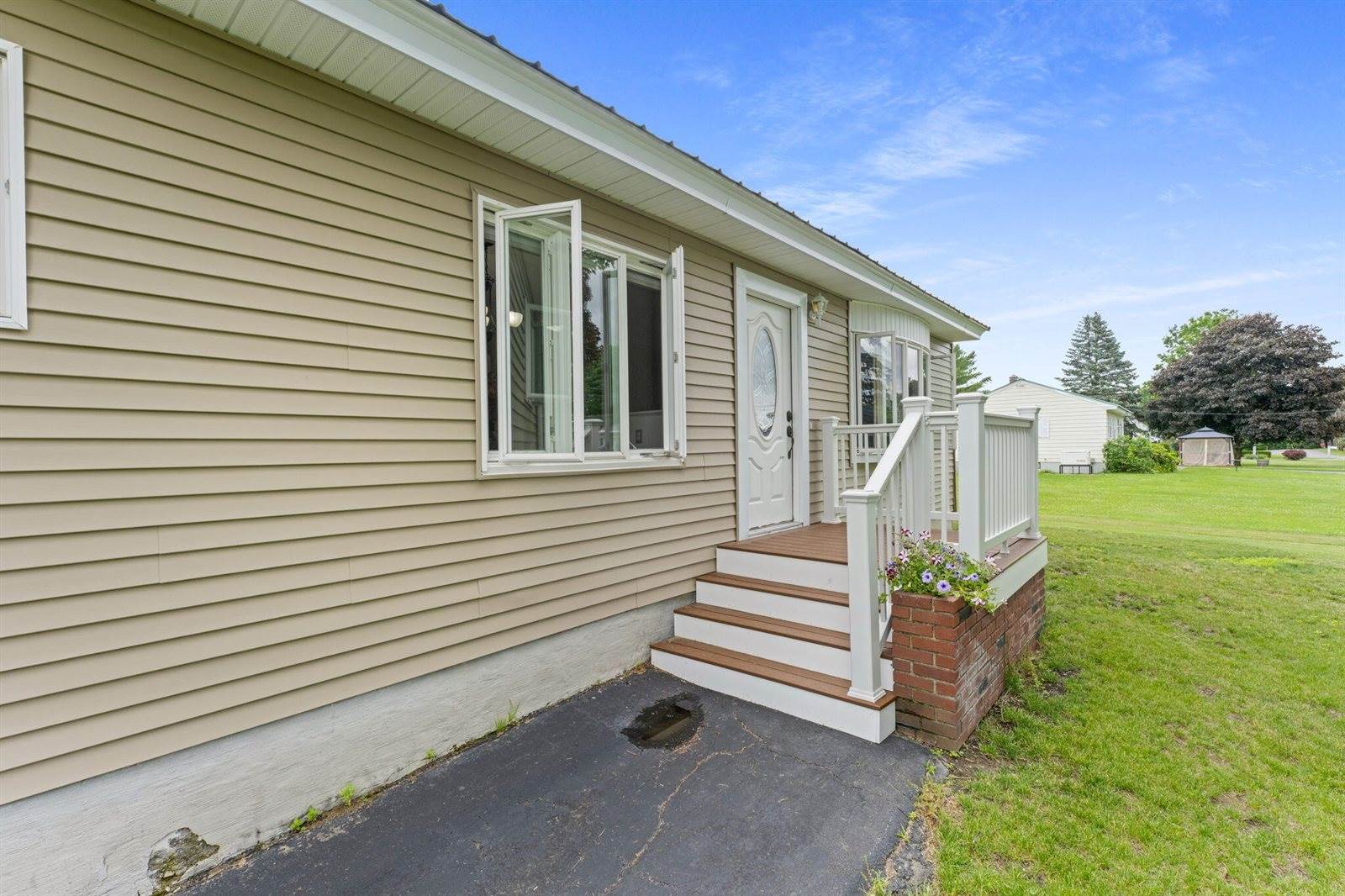 34 Kennebec Drive, Benton, ME 04901