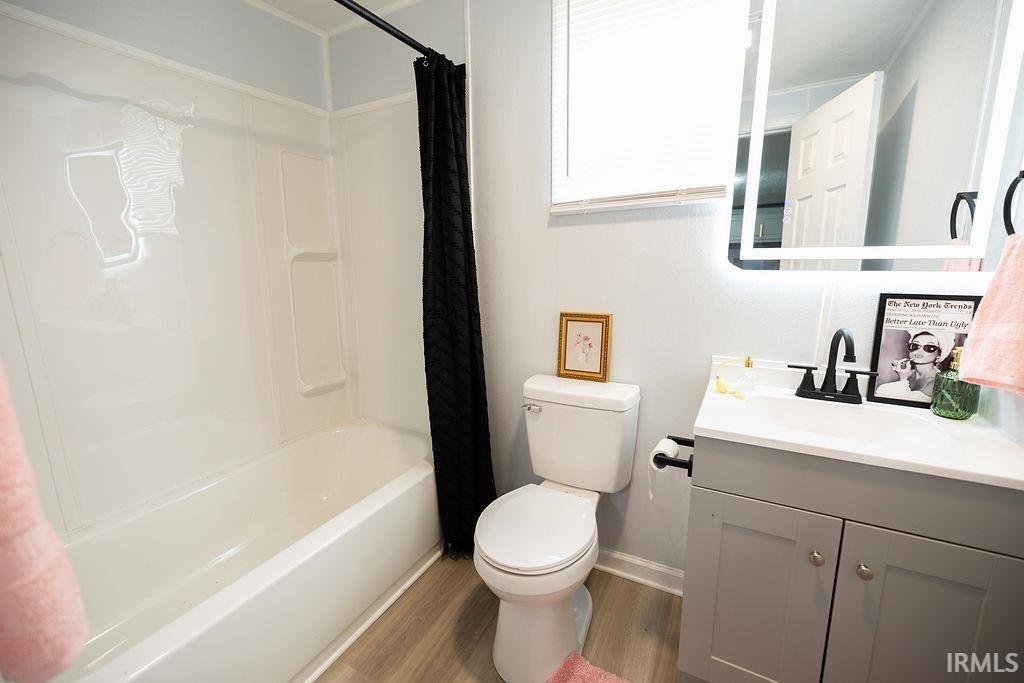 210 W North Street, Dunkirk, IN 47336