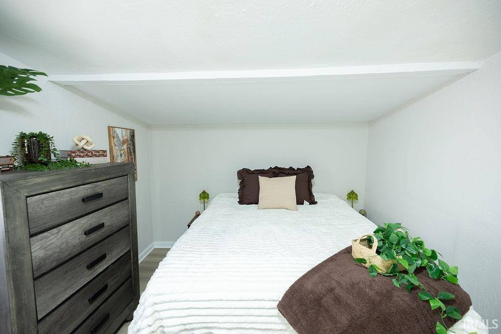 210 W North Street, Dunkirk, IN 47336