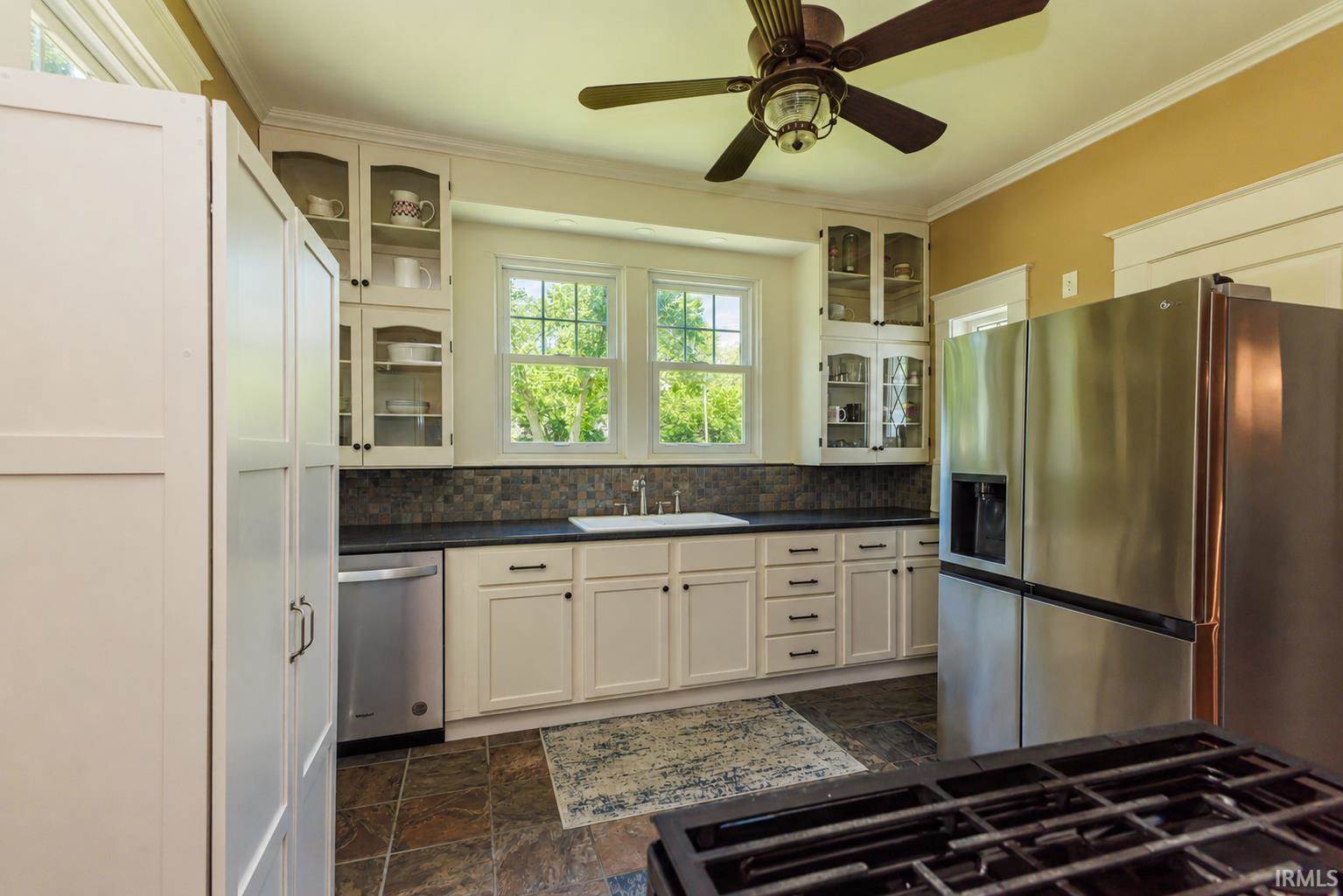 1331 S Burlington Drive, Muncie, IN 47302