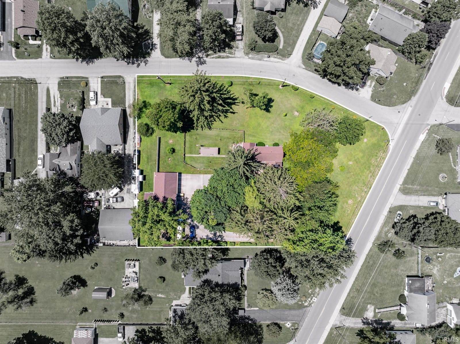 1331 S Burlington Drive, Muncie, IN 47302