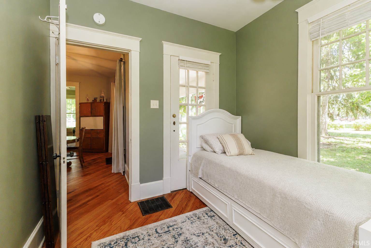 1331 S Burlington Drive, Muncie, IN 47302