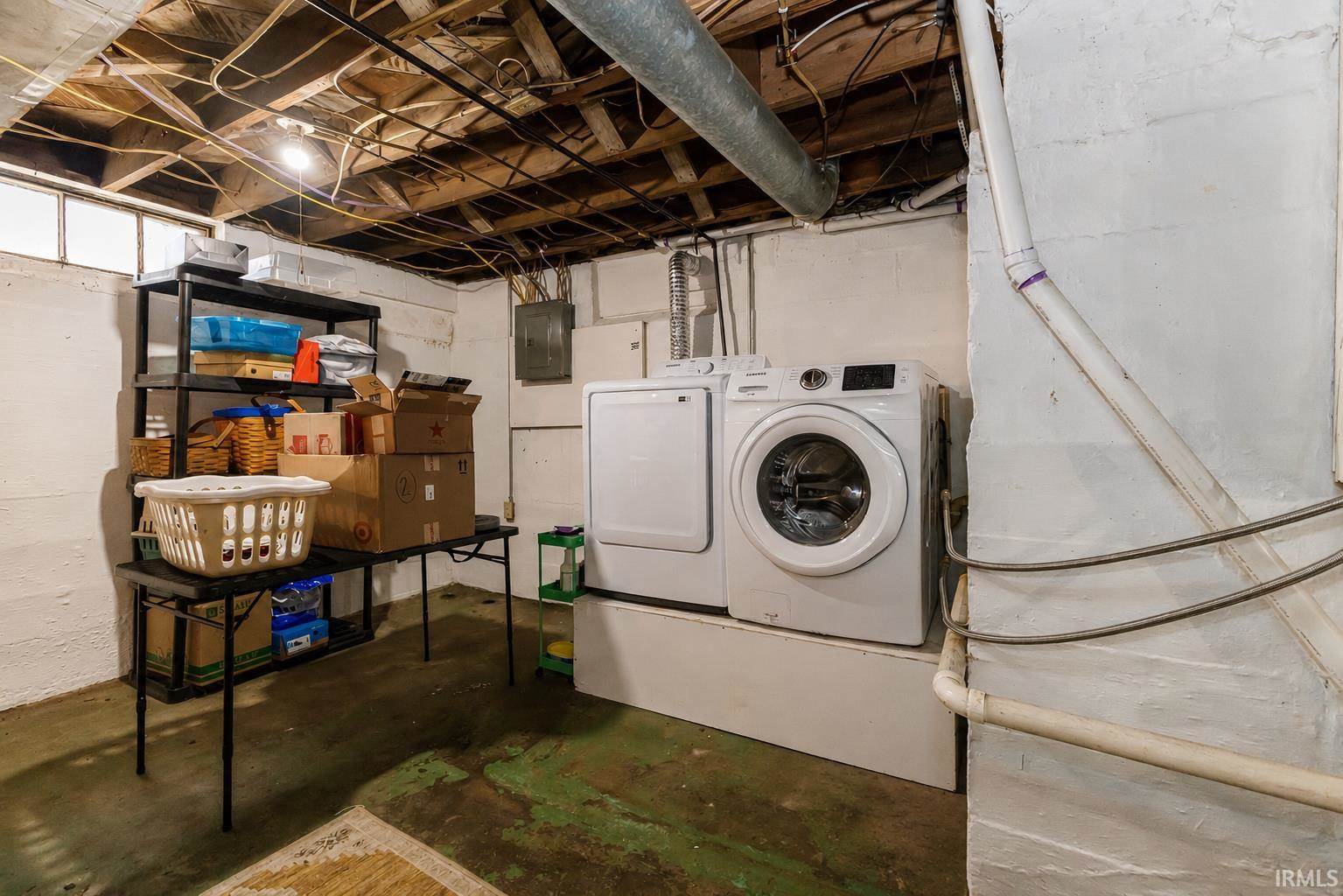 1331 S Burlington Drive, Muncie, IN 47302