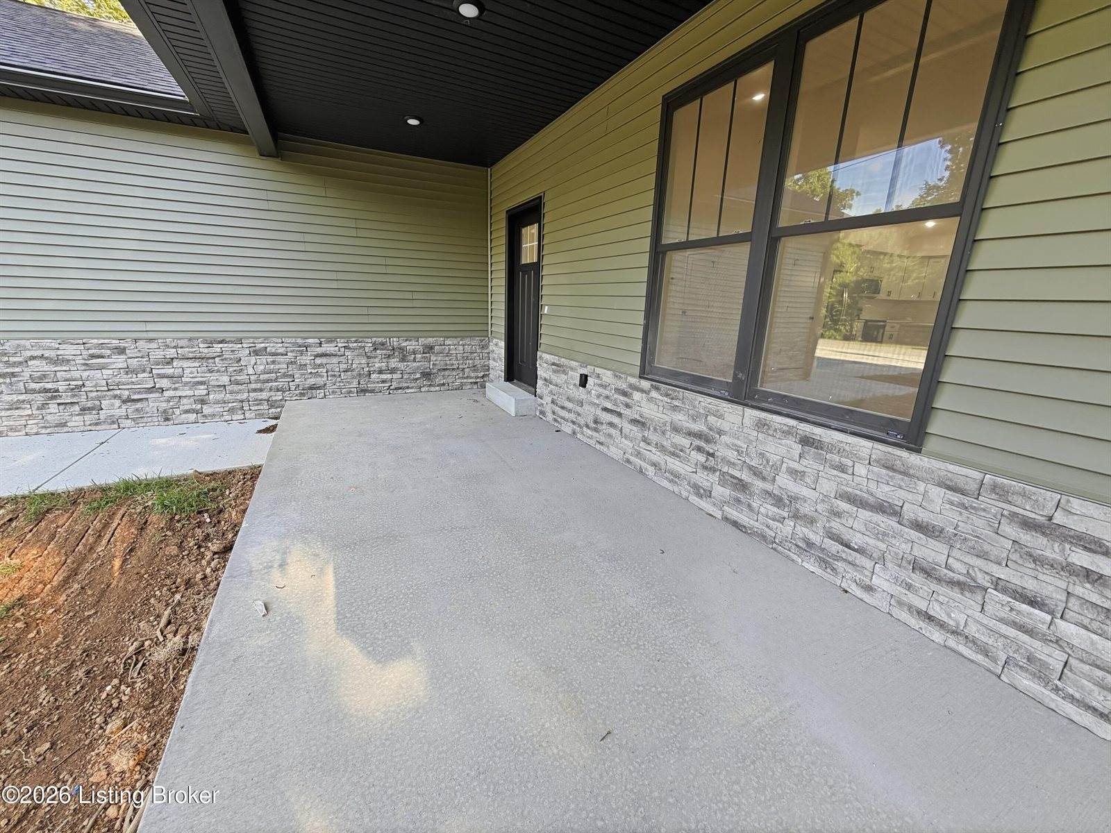 244 Quail Run Rd, Brandenburg, KY 40108