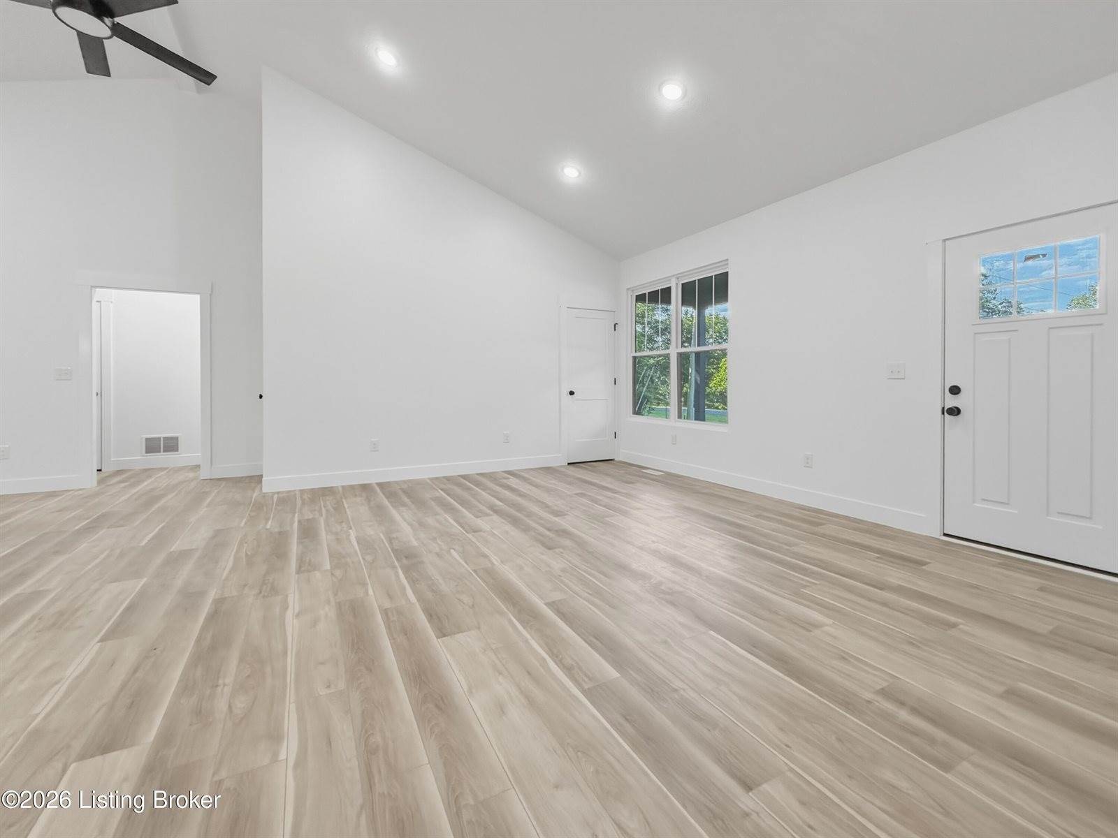 244 Quail Run Rd, Brandenburg, KY 40108