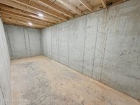 244 Quail Run Rd, Brandenburg, KY 40108