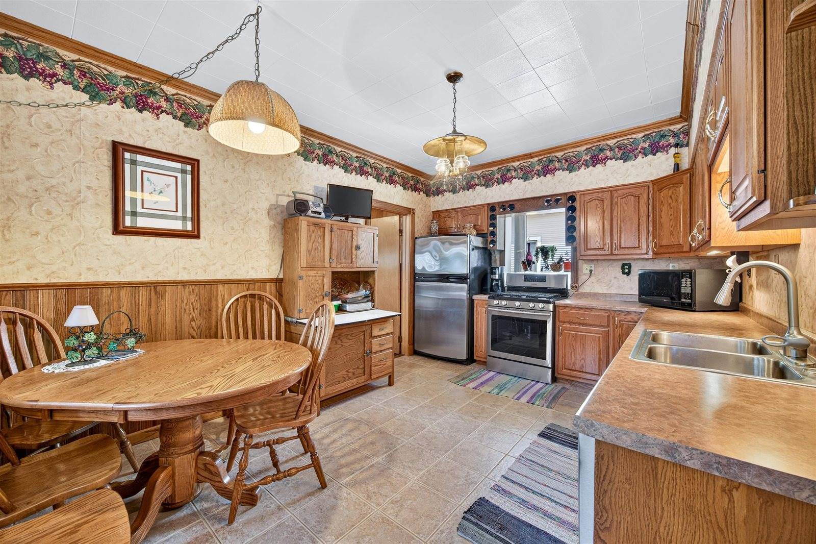 1000 Wisconsin Street, Stevens Point, WI 54481