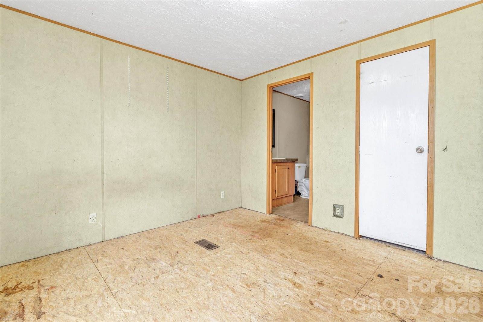 12 Green Cove Lane, Alexander, NC 28701