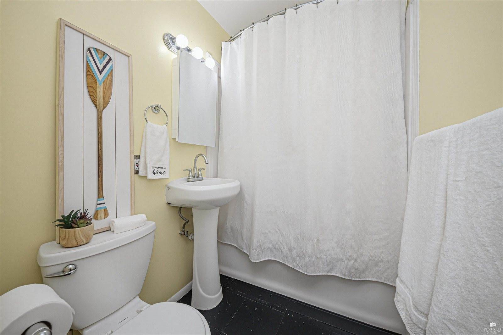727 West 14th Street, Junction City, KS 66441