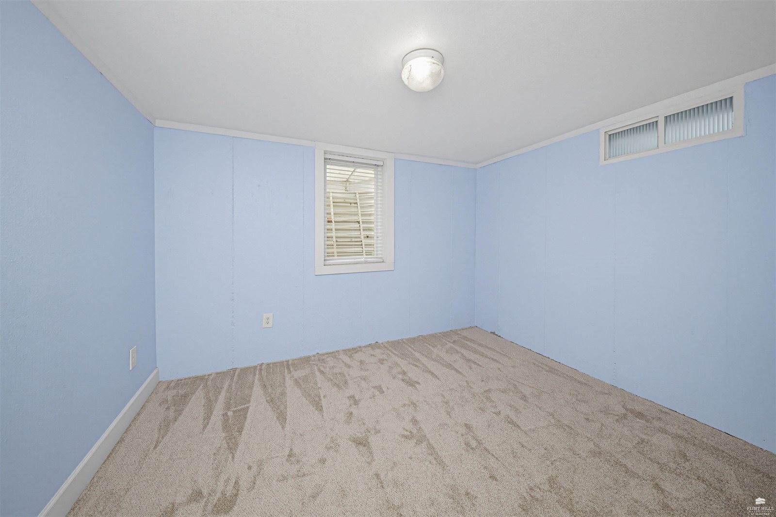 727 West 14th Street, Junction City, KS 66441