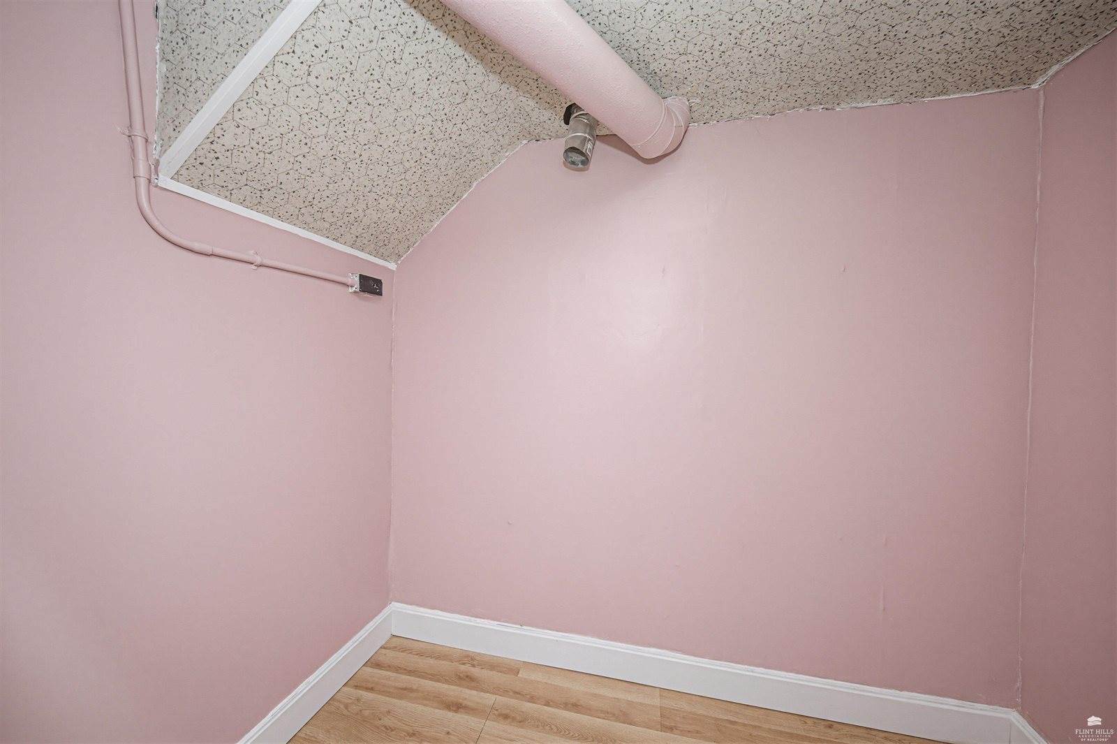 727 West 14th Street, Junction City, KS 66441