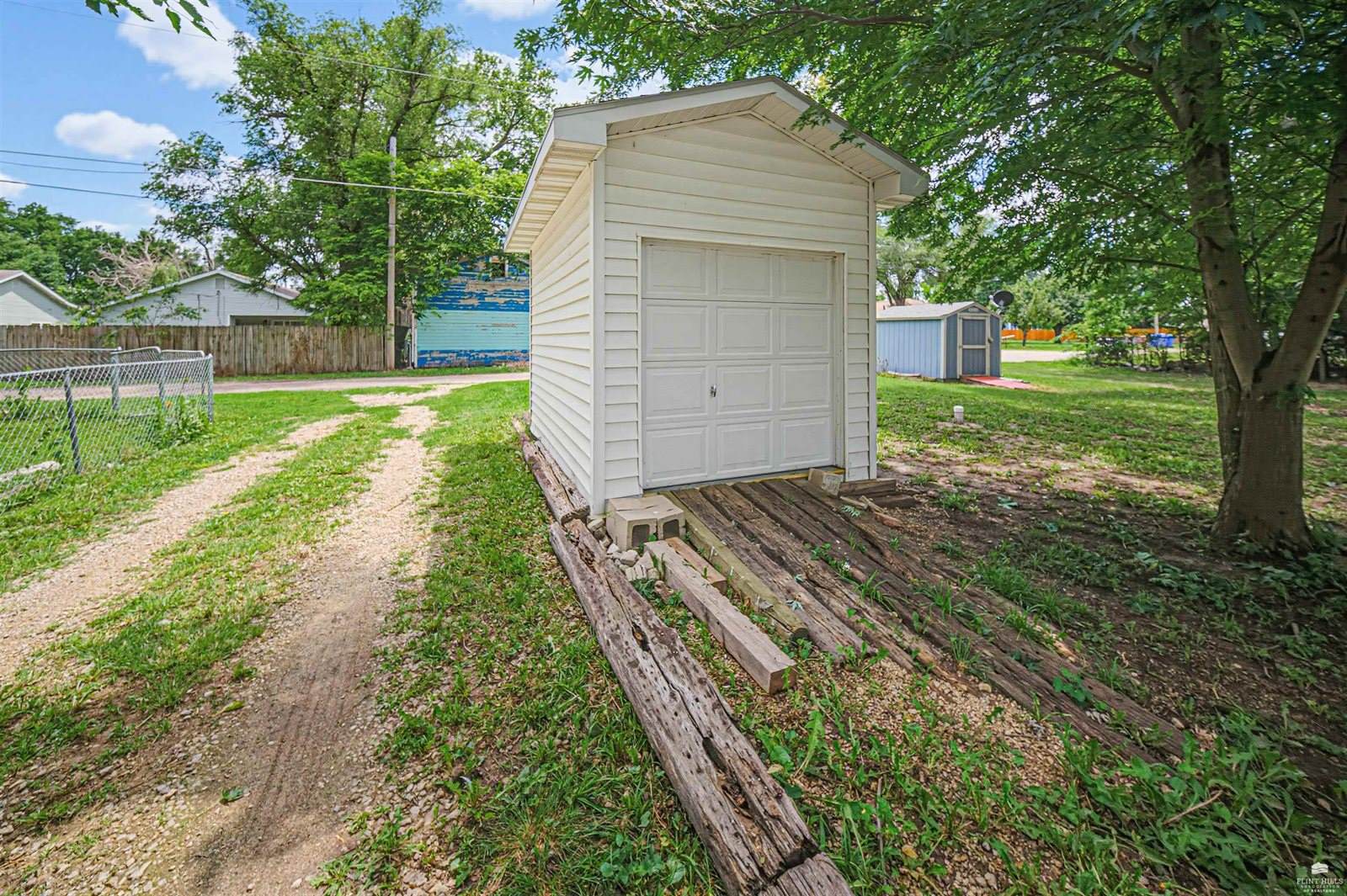 727 West 14th Street, Junction City, KS 66441