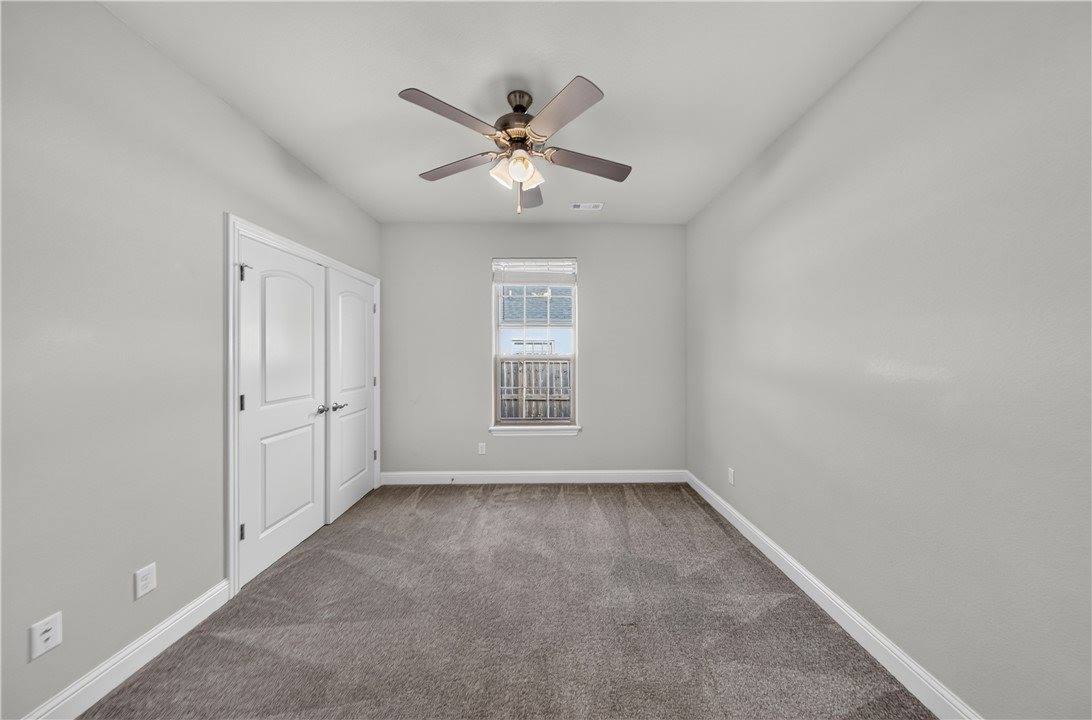 730 Winston Place, Centerton, AR 72719