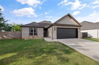 730 Winston Place, Centerton, AR 72719
