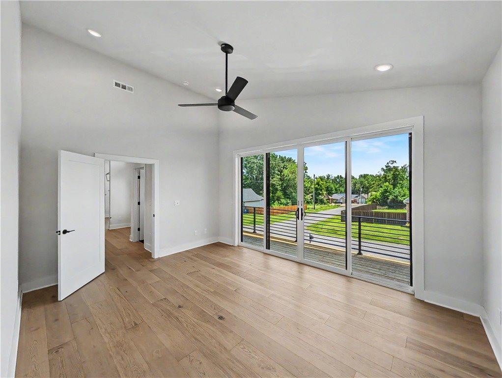6 Francis Drive, Bella Vista, AR 72715