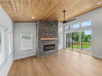 6 Francis Drive, Bella Vista, AR 72715