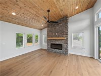 6 Francis Drive, Bella Vista, AR 72715