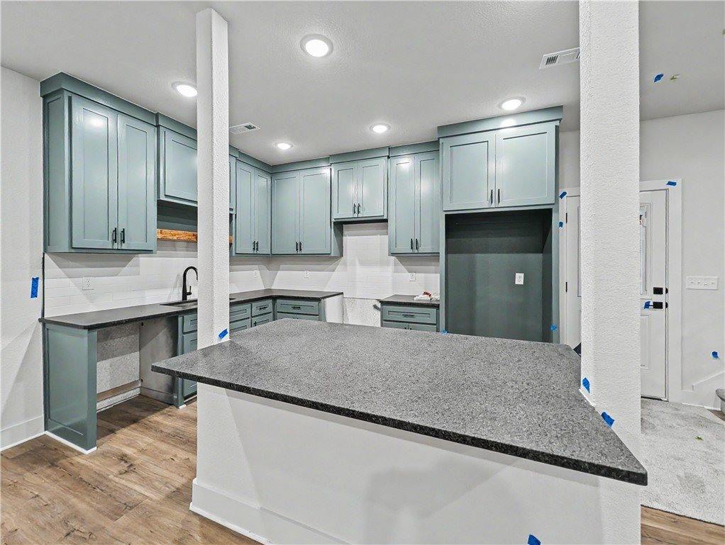 19 Francis Lane, Bella Vista, AR 72715
