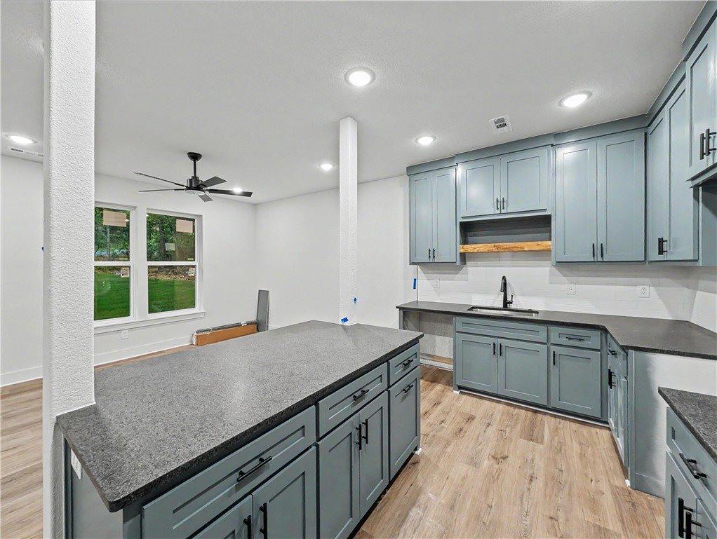 19 Francis Lane, Bella Vista, AR 72715