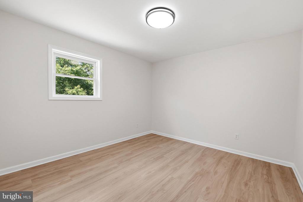 1355 Perry, Winchester, VA 22602