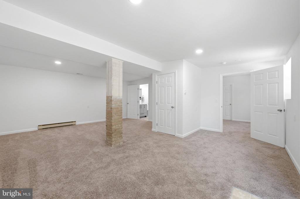 1355 Perry, Winchester, VA 22602