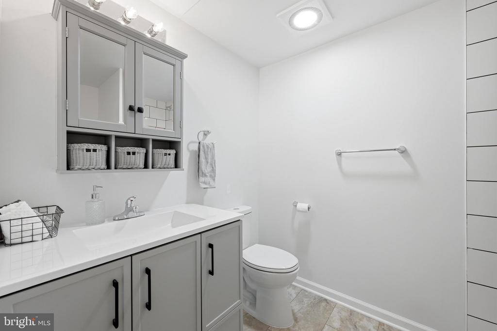 1355 Perry, Winchester, VA 22602