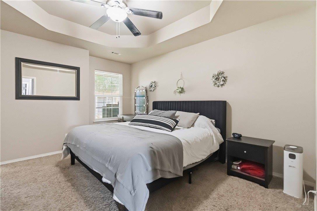 108 Oakley Street, Pea Ridge, AR 72751