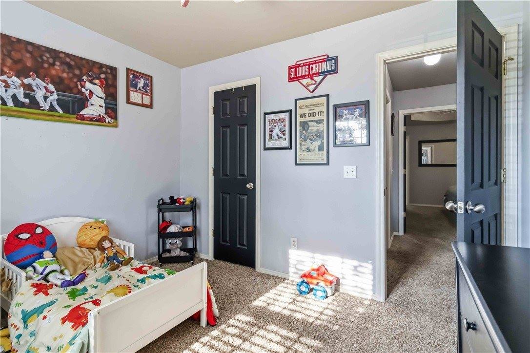108 Oakley Street, Pea Ridge, AR 72751