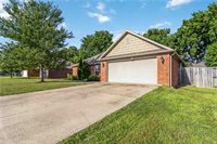 108 Oakley Street, Pea Ridge, AR 72751