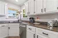 108 Oakley Street, Pea Ridge, AR 72751