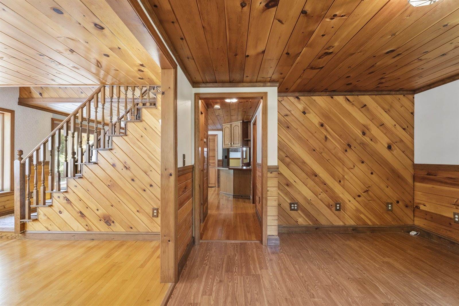 121 Eaton Ridge Drive, Holden, ME 04429