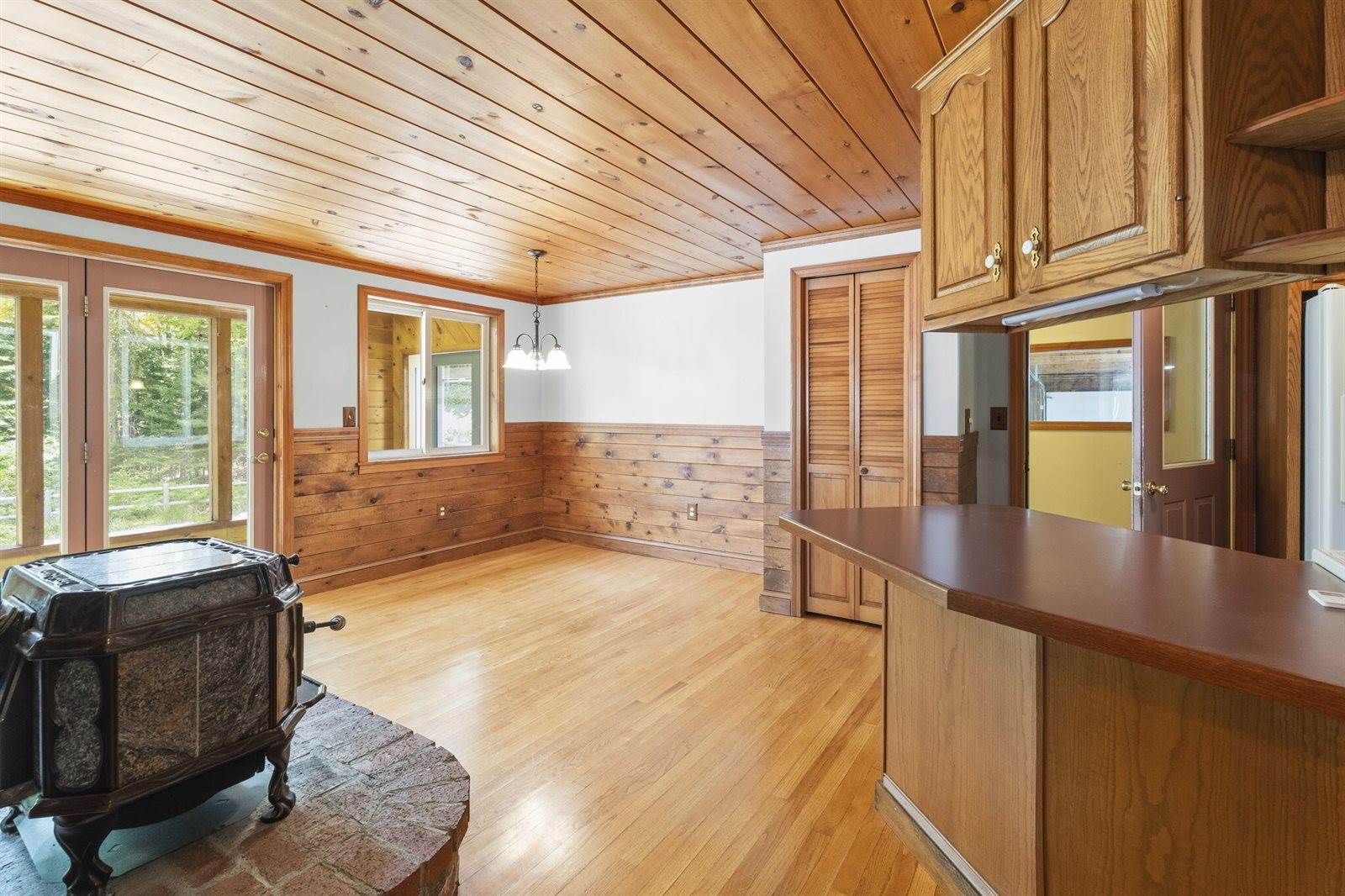 121 Eaton Ridge Drive, Holden, ME 04429