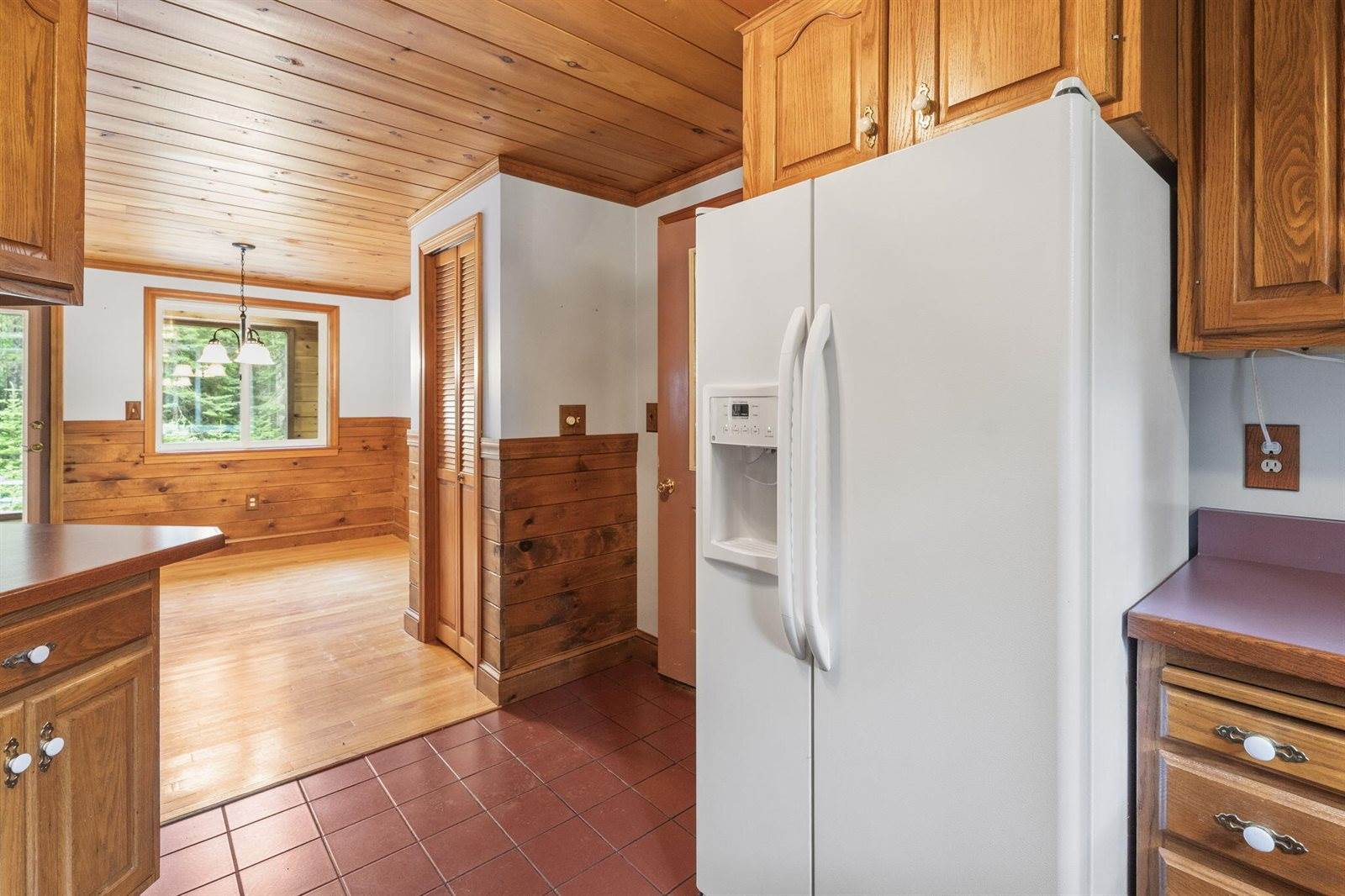 121 Eaton Ridge Drive, Holden, ME 04429