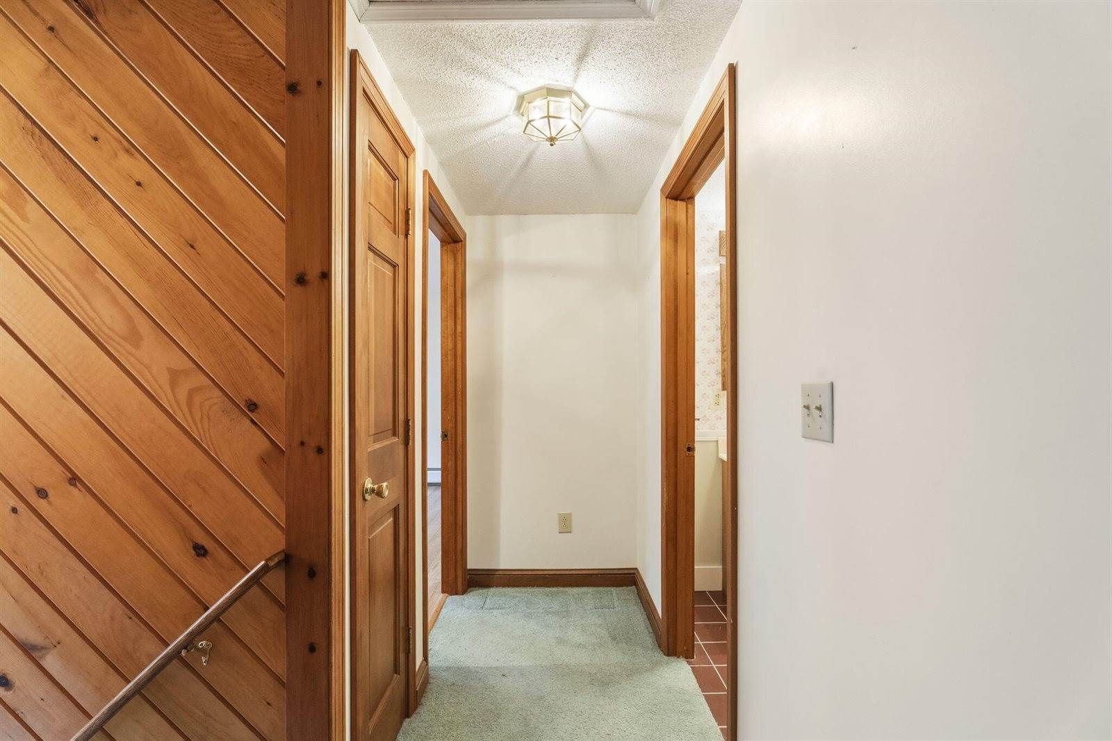121 Eaton Ridge Drive, Holden, ME 04429