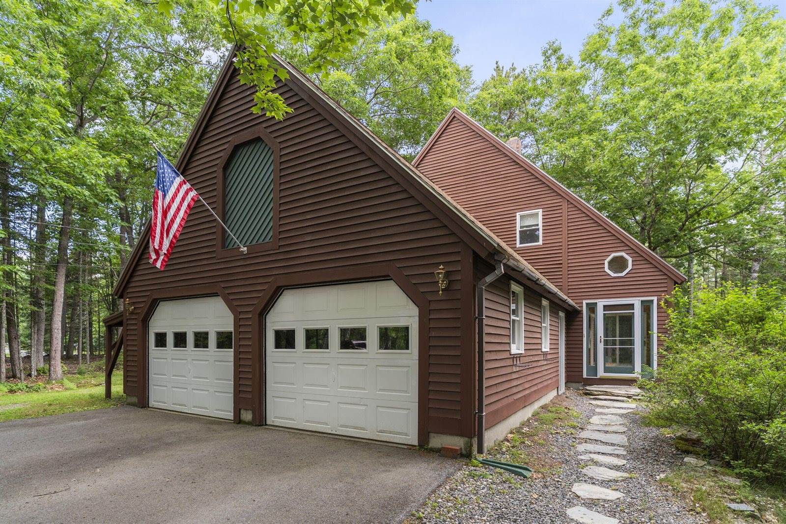 121 Eaton Ridge Drive, Holden, ME 04429