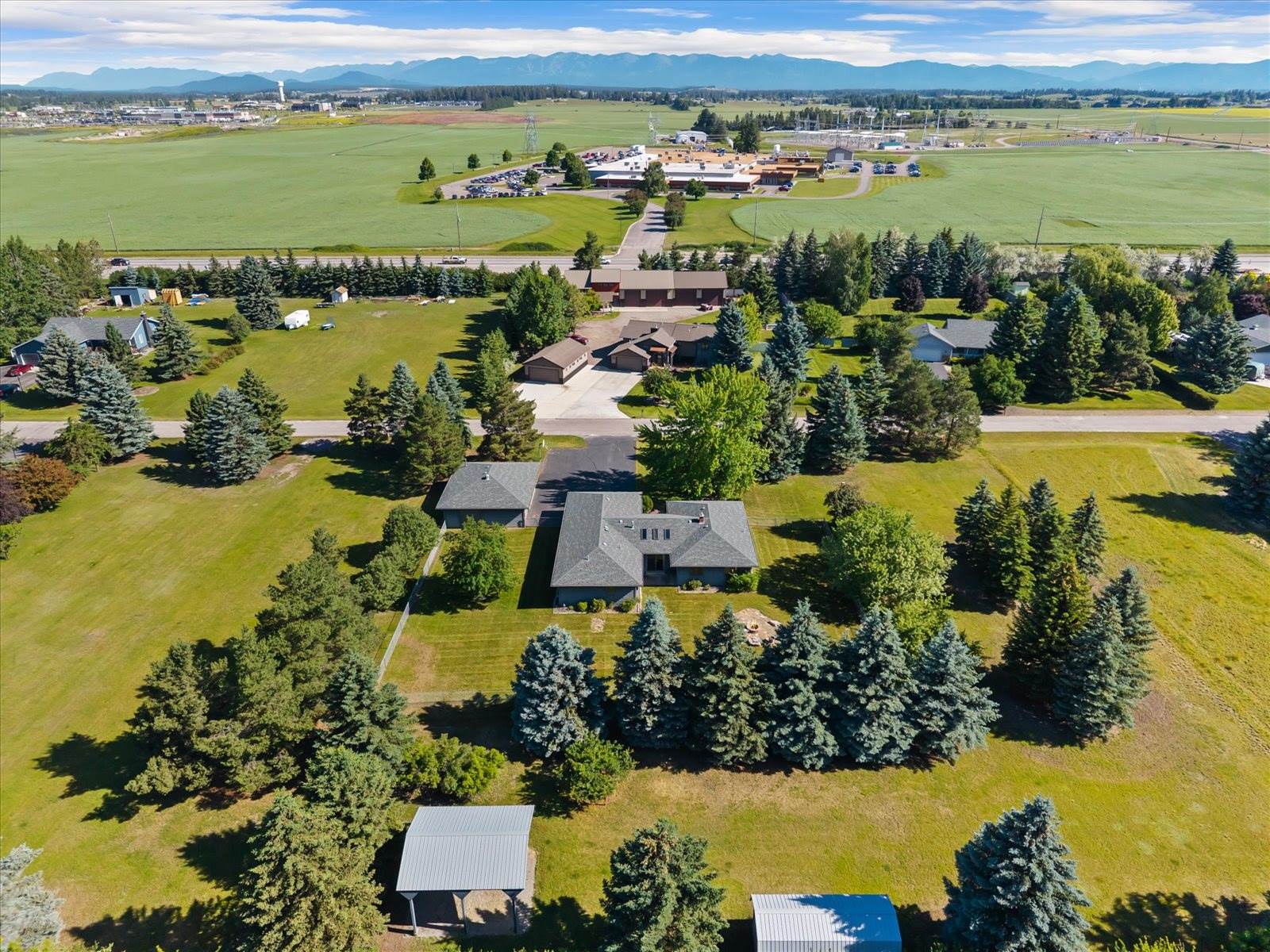 636 Country Way North, Kalispell, MT 59901