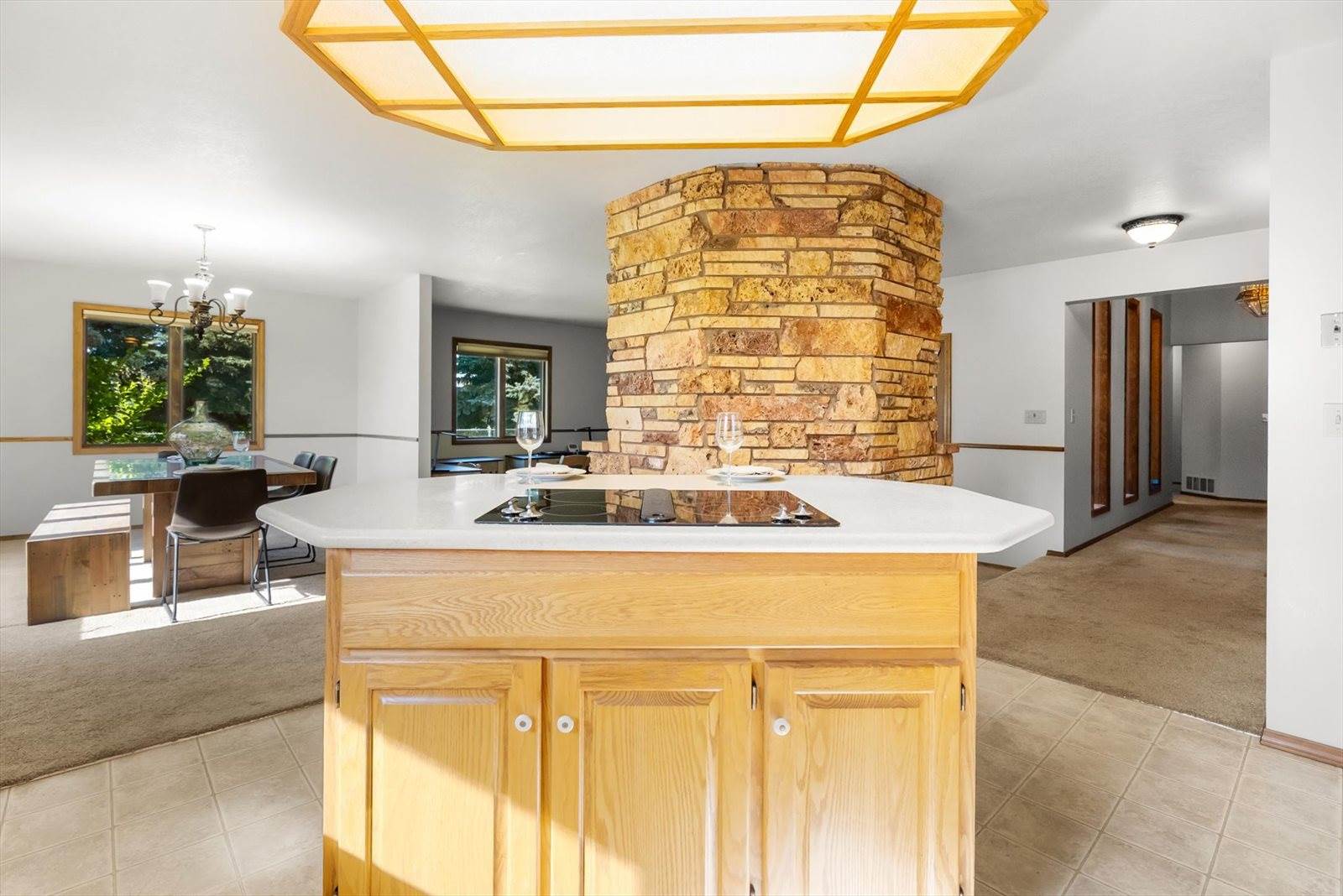 636 Country Way North, Kalispell, MT 59901