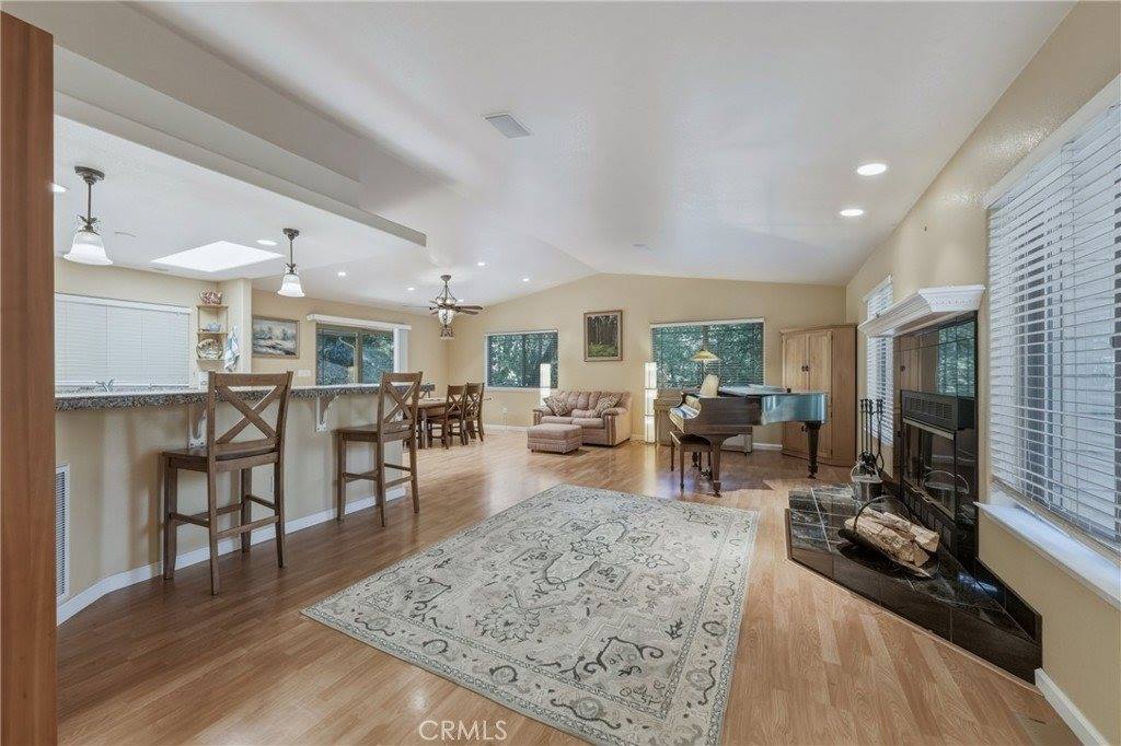 15800 Rainbow, Cobb, CA 95426