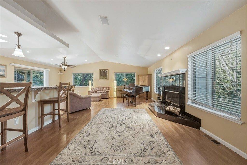 15800 Rainbow, Cobb, CA 95426