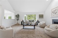 16725 SE Cohiba Ct, Damascus, OR 97089
