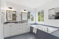 16725 SE Cohiba Ct, Damascus, OR 97089