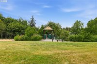 16725 SE Cohiba Ct, Damascus, OR 97089