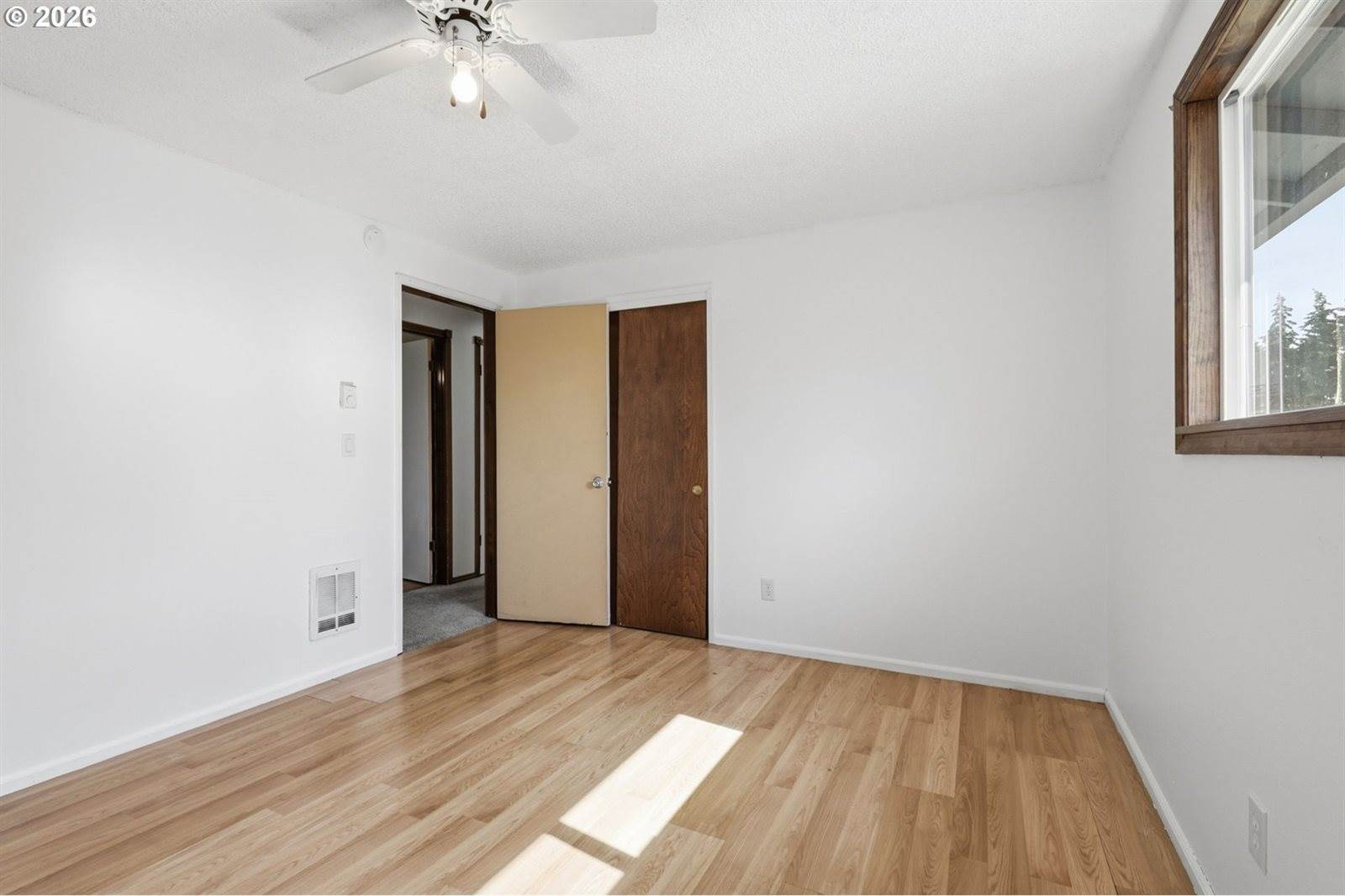 1215 NE 195TH Ave, Portland, OR 97230
