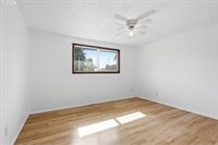 1215 NE 195TH Ave, Portland, OR 97230