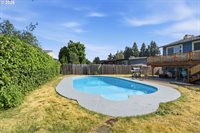 1215 NE 195TH Ave, Portland, OR 97230