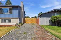1215 NE 195TH Ave, Portland, OR 97230